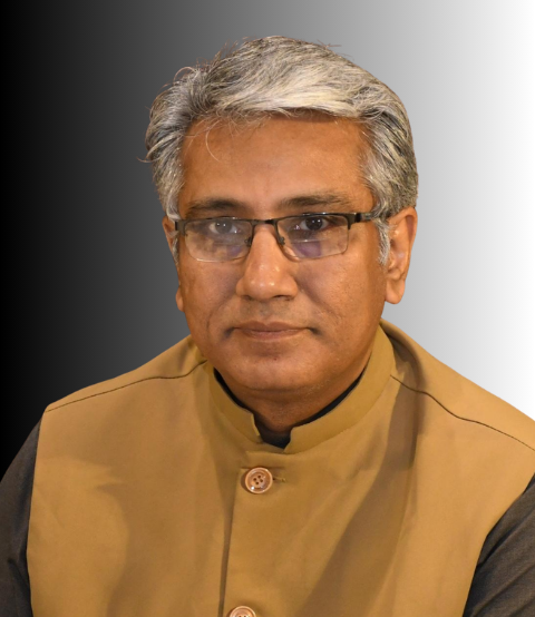 Dr. Komal Kapoor